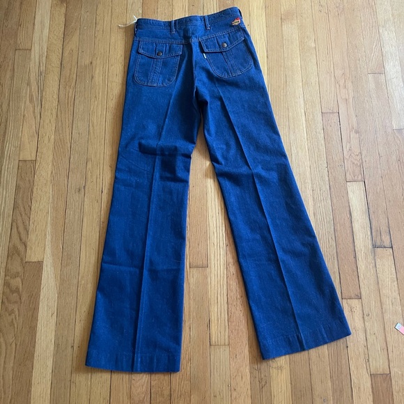 SOLD | 70s Vintage Levi’s Wild Fire Flared Jeans - Picture 4 of 13